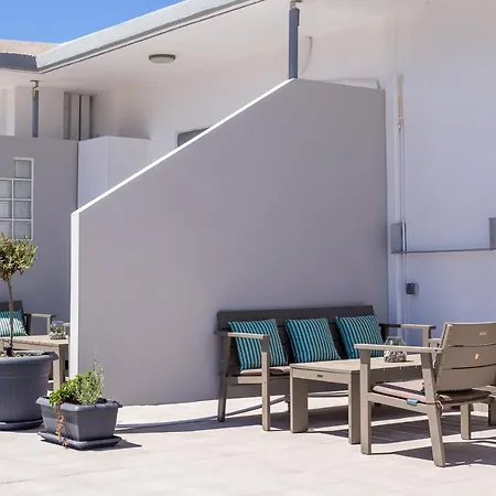 Oleana Sunset Apartment *